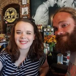 Meet your Posher, Pauline